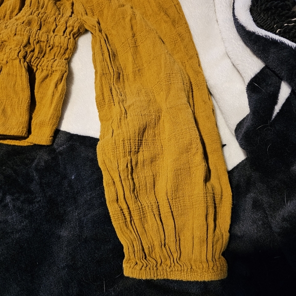 Madewell dark mustard yellow cropped peasant top medium - Picture 5 of 7